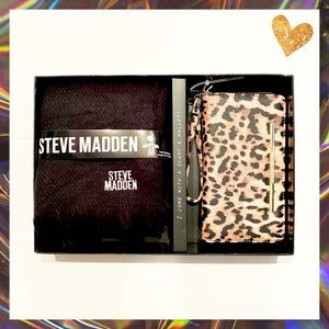 🆕 Steve Madden Scarf & Wallet Wristlet Clutch